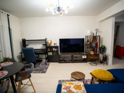Apartament 2 camere transformat in Studio + parcare