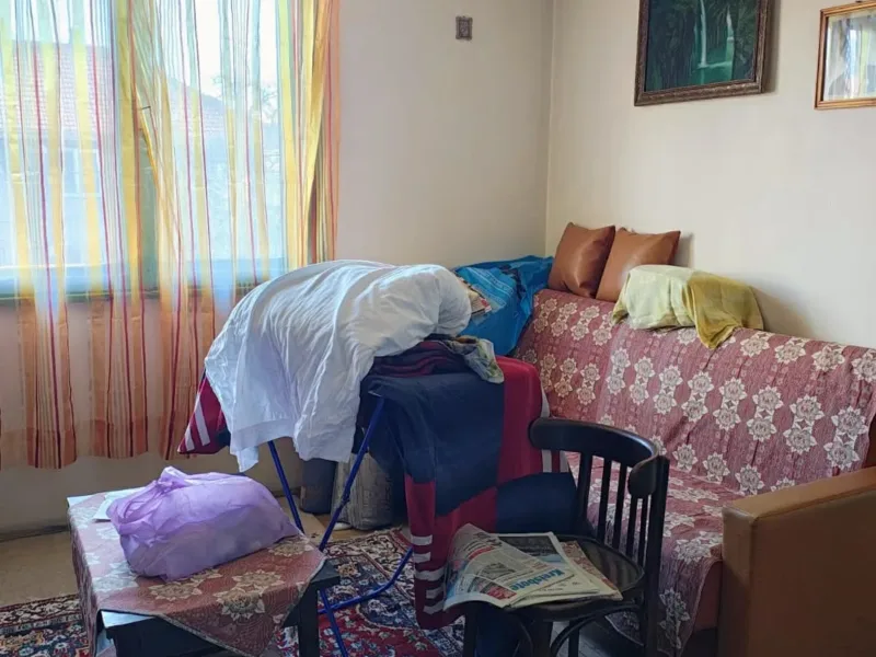Casa cu curte Petrosani - oportunitate locuit sau investitie