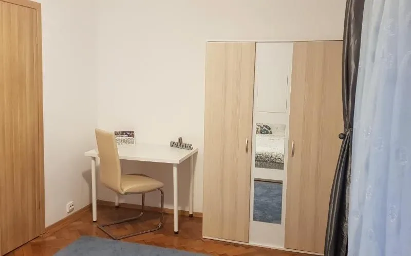Apartament 2 cam de vanzare Centru Civic (CEC) Brasov
