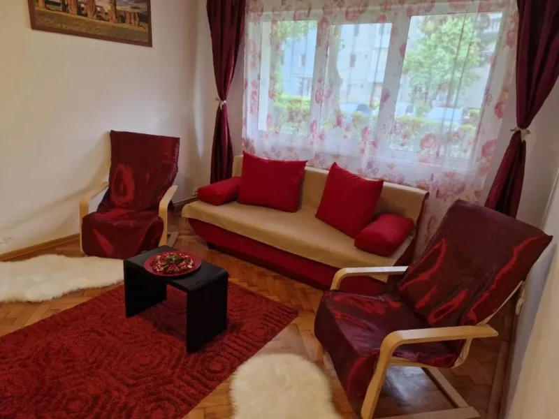 Apartament 2 cam de vanzare Centru Civic (CEC) Brasov