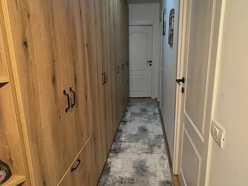 Proprietar vând apt cu 3 camere Pta Sudului - Emil Racoviță