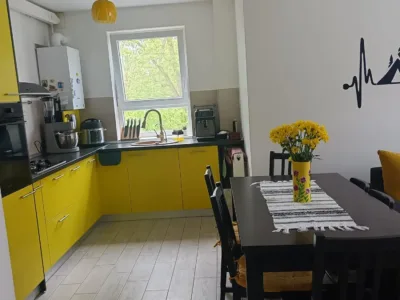 Apartament spațios și luminos