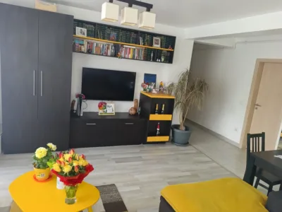 Apartament spațios și luminos