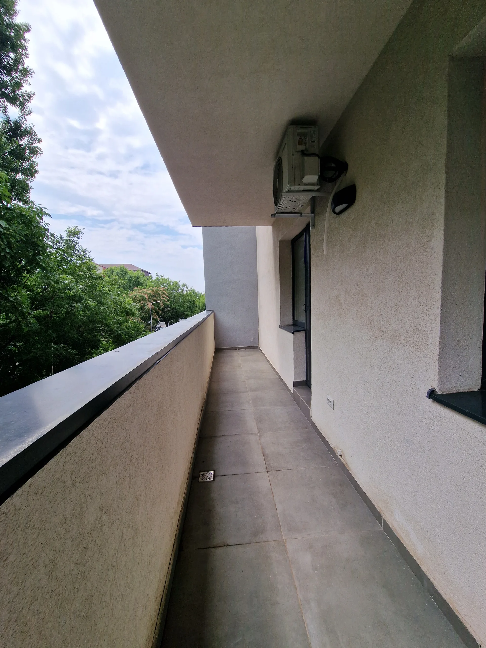 Apartament de închiriat – Loc de parcare subteran inclus