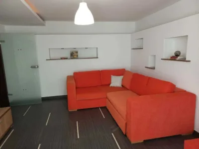 Apt 2 cam, centrala proprie