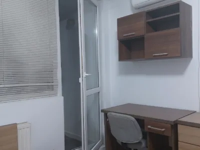Apartament 3 camere decomandat