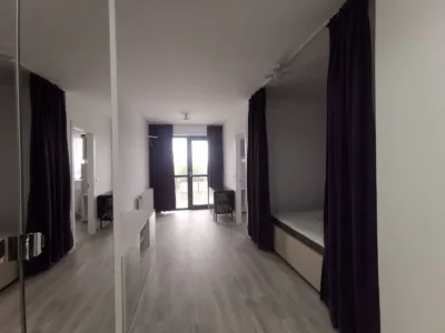 Garsonieră cu parcare inclusa
