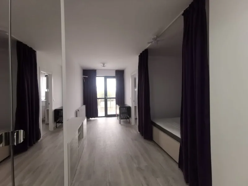 Garsonieră cu parcare inclusa